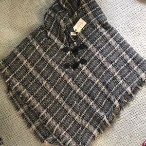 Women’s Fall/Winter poncho
